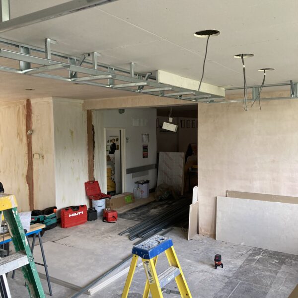 jwl-interiors-acoustic-mf-ceilings-batley-school-fit-out
